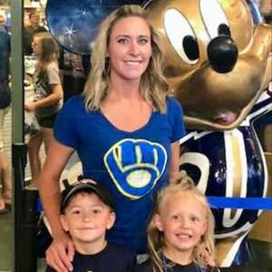 Meet your Posher, Rebecca